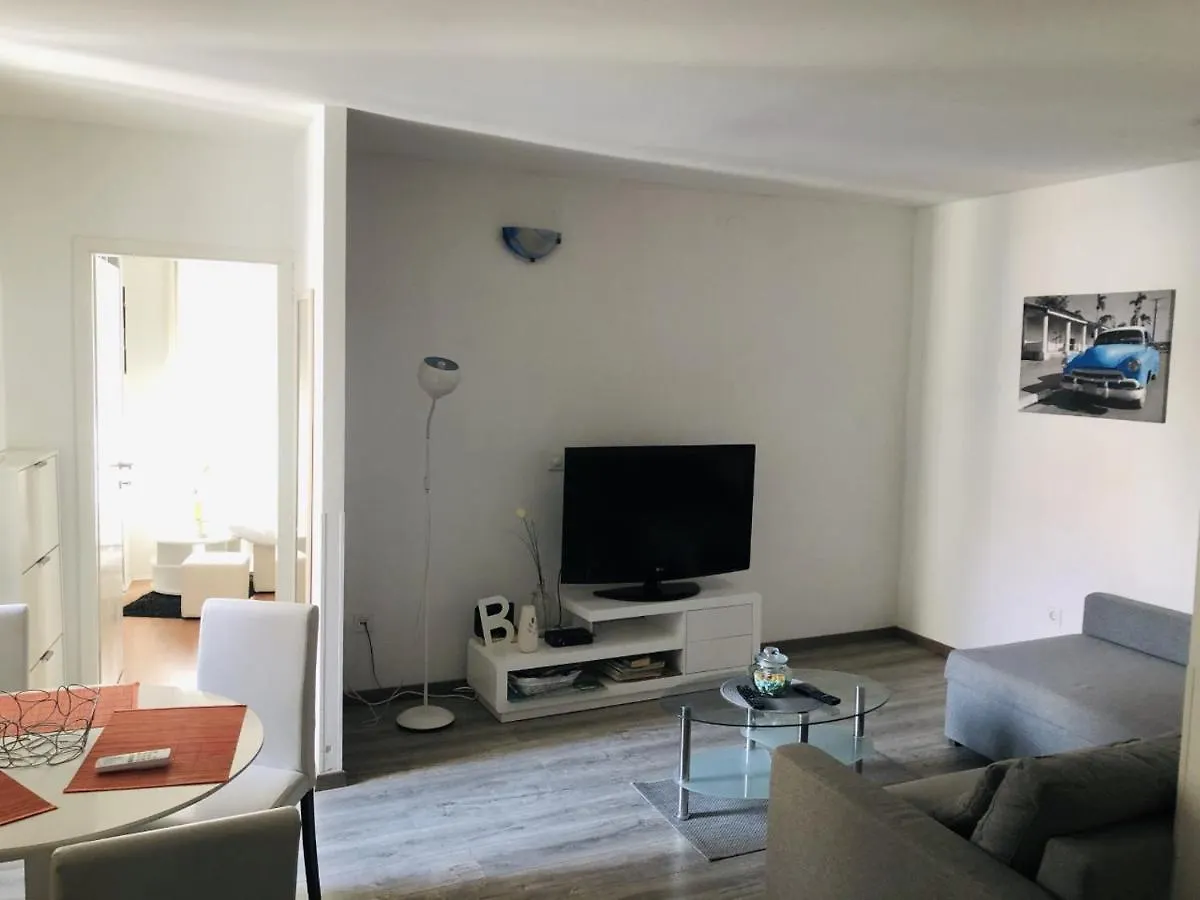 West Wall Apartment location