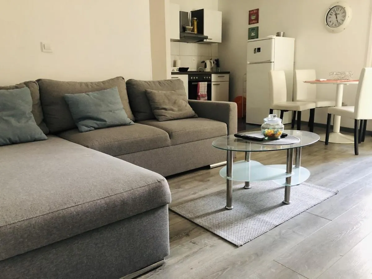 West Wall Apartment Split