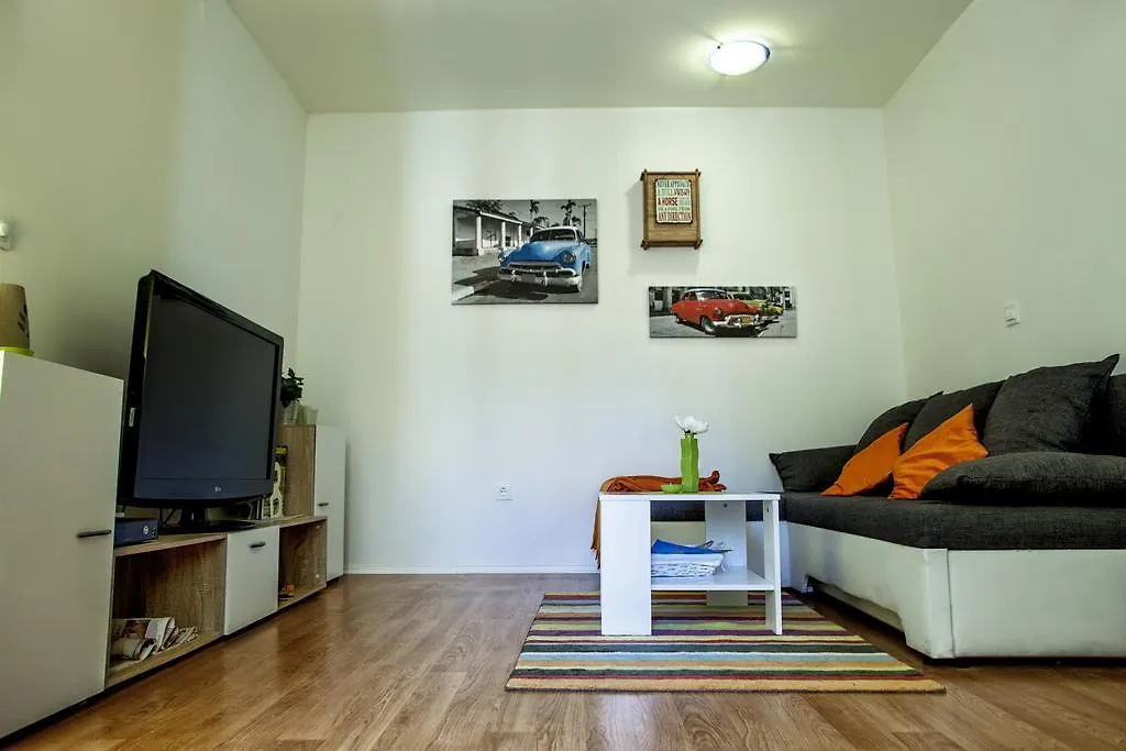 West Wall Apartment Σπλιτ